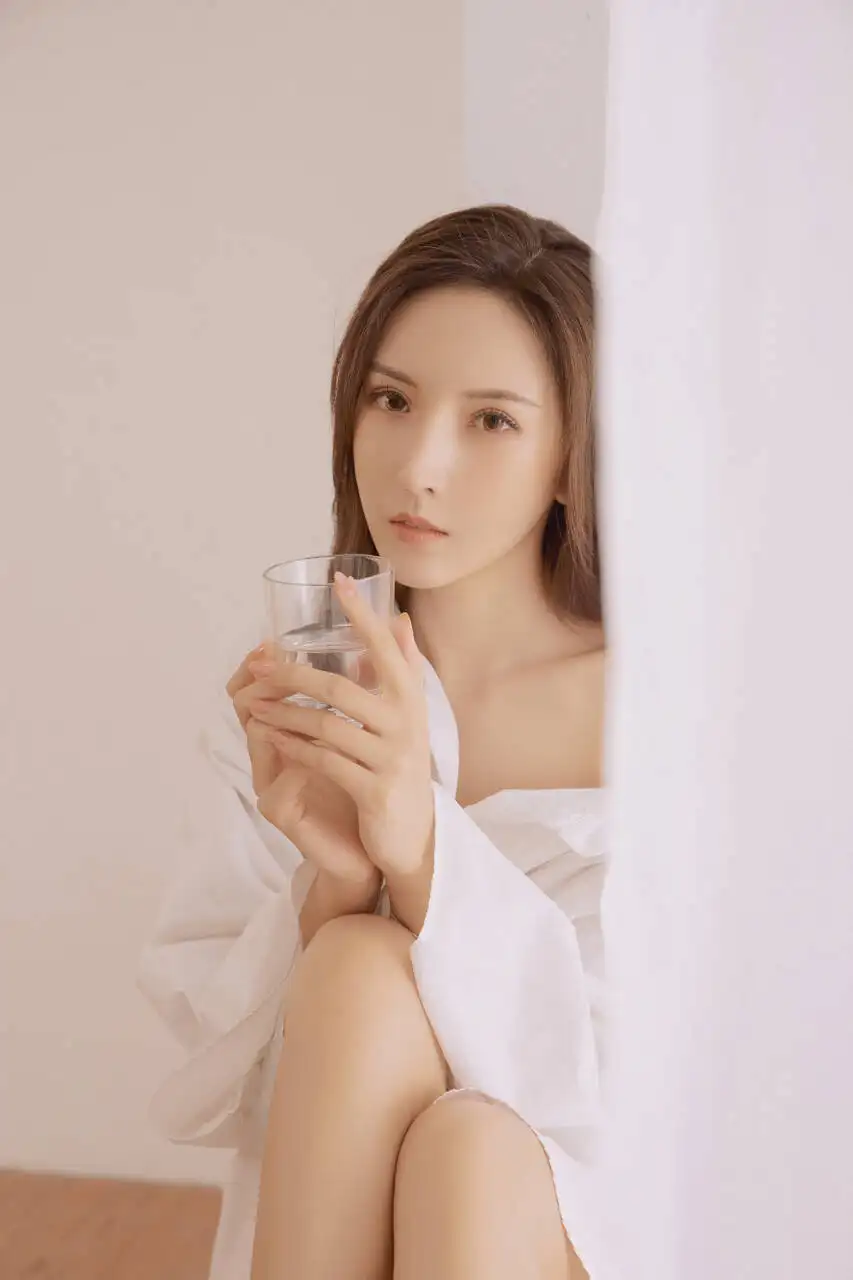 江山贵阳私人伴游幼师费费子